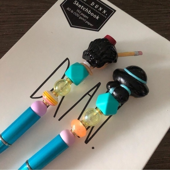 Disney Doorables: Aladdin: Princess Jasmine & Aladdin handmade beaded pens - Picture 3 of 3